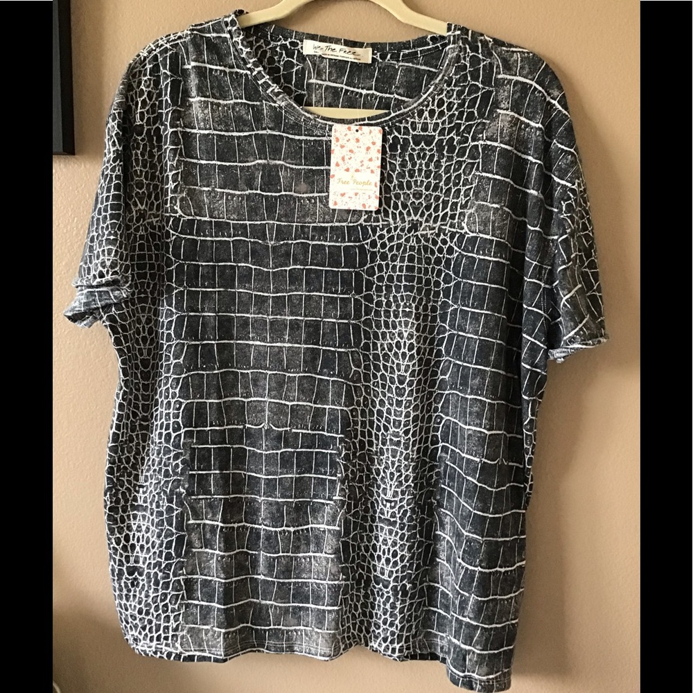 Free people T-shirt
